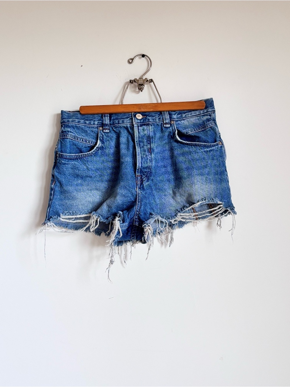 We The Free Blue Distressed Raw-Hem Denim Shorts